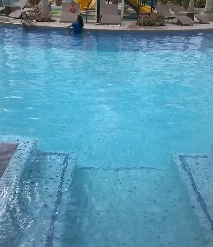 Apartment At Shell Residences *