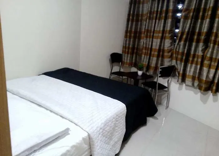 Apartment At Shell Residences Manila